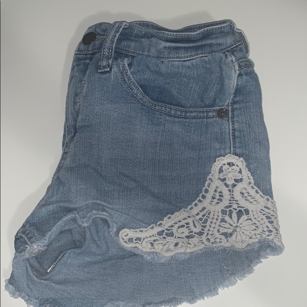 Jean shorts with lace detail